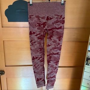 Maroon camo leggings